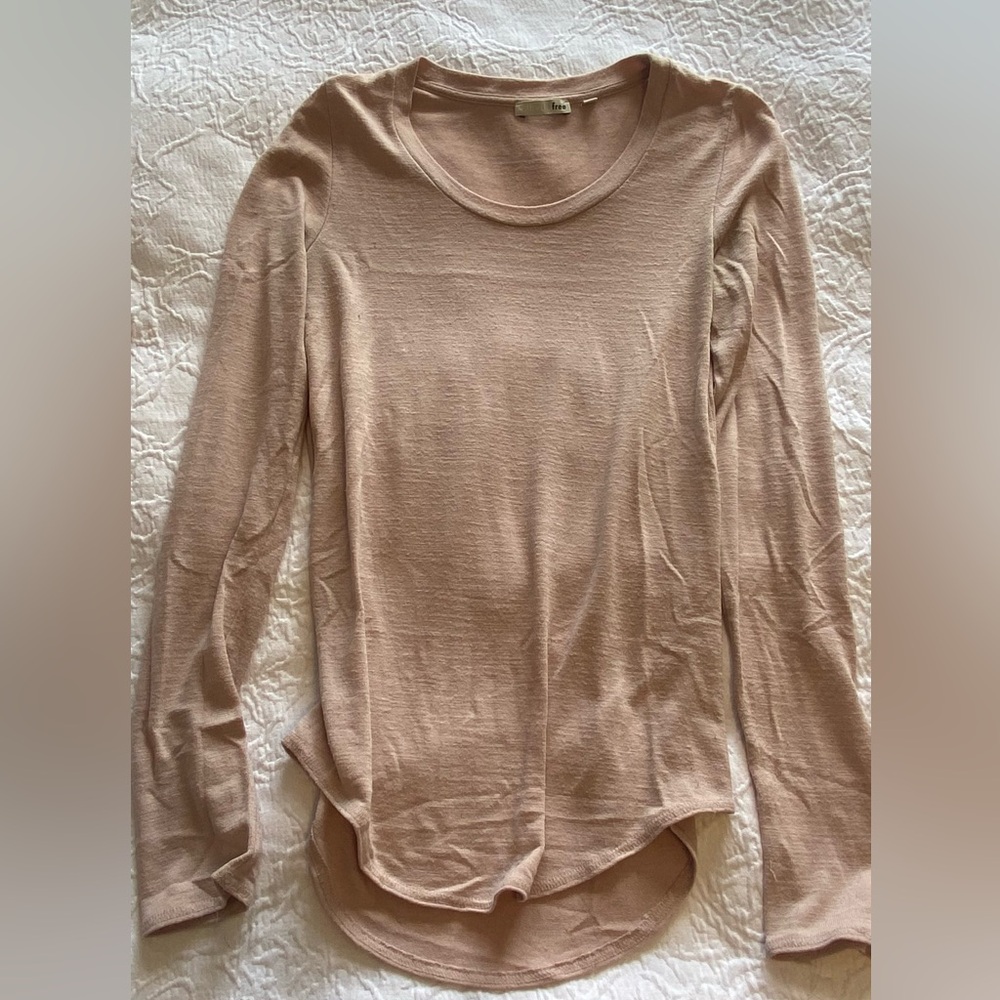 Aritzia Pink Longsleeve